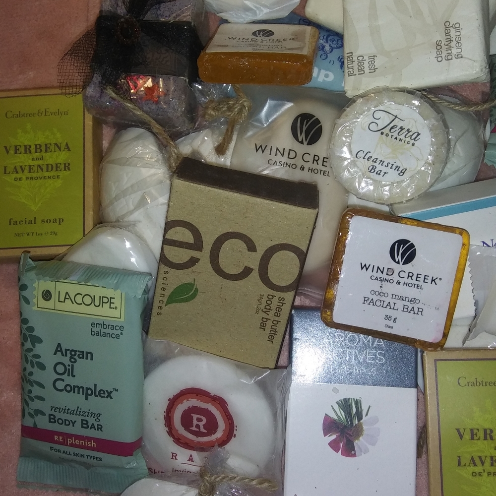 33 Piece Scented Soap Bundle.......
